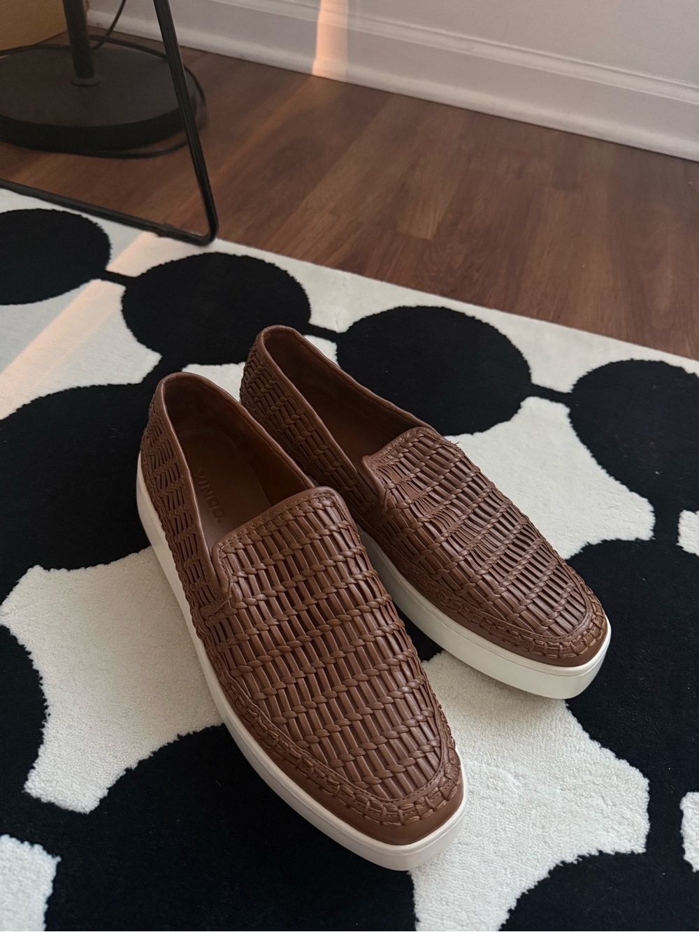 Brown Woven Slip-On Sneakers - women Vince size 8